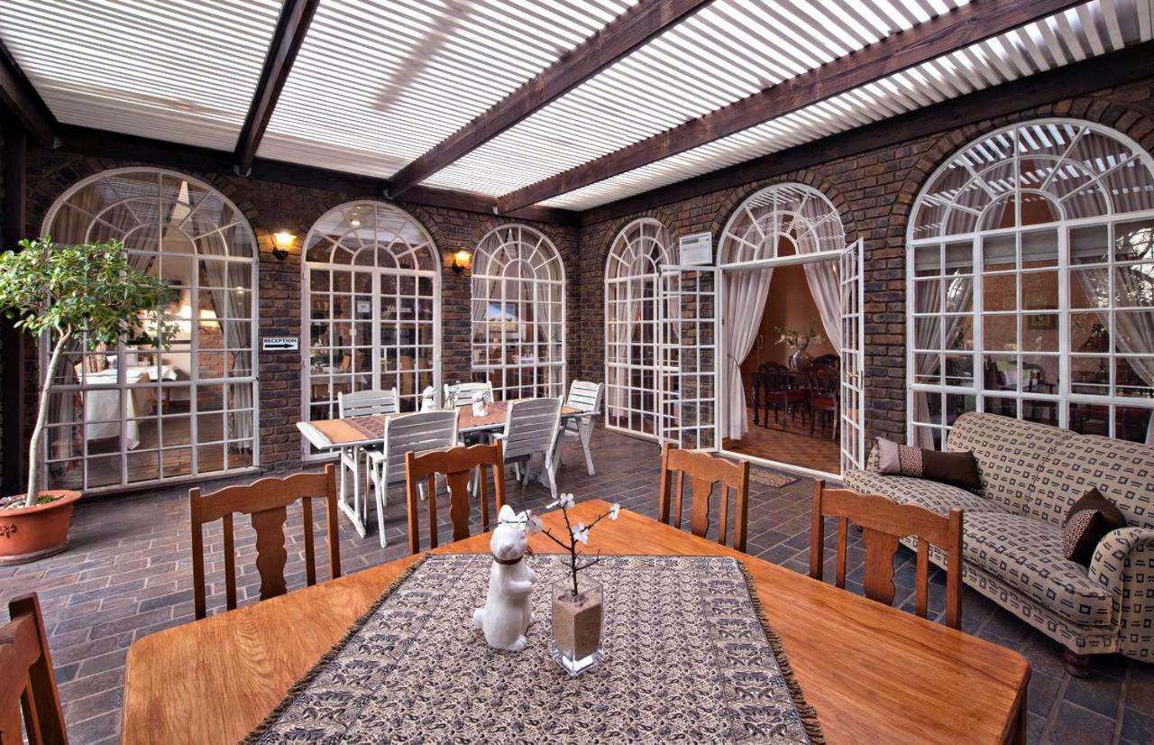 Amoris Guest House-Lynnwood Pretoria Bagian luar foto