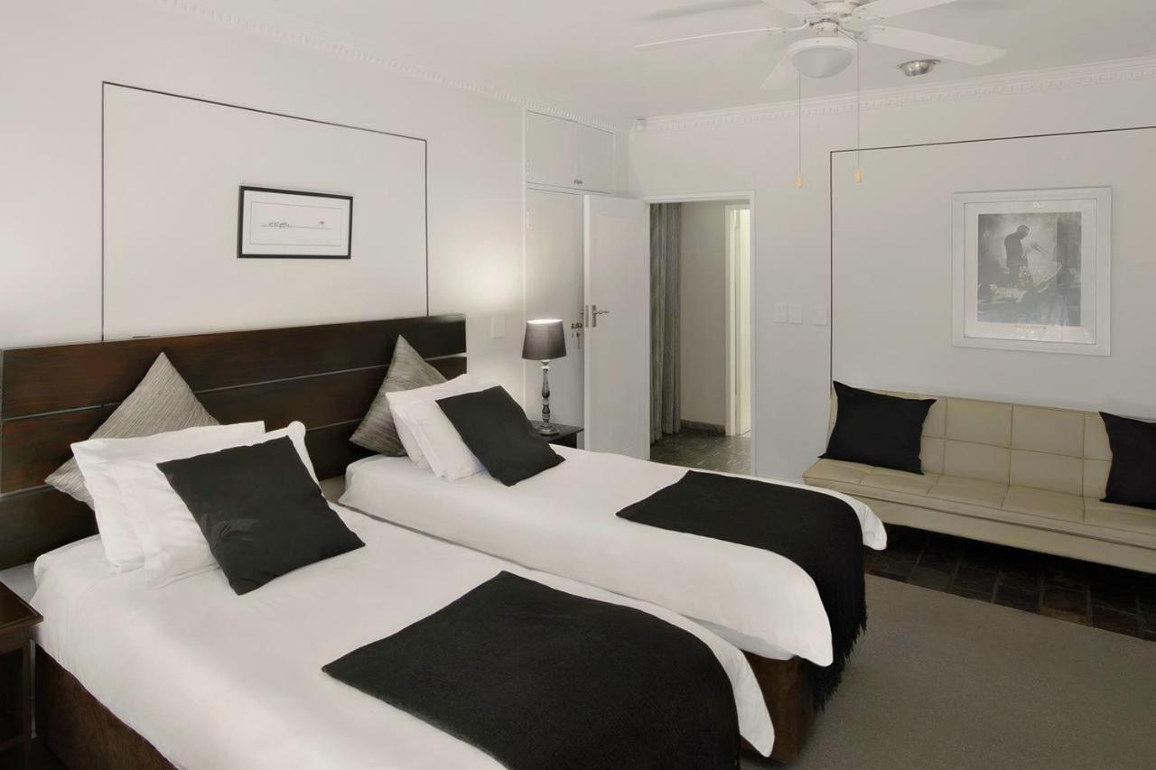 Amoris Guest House-Lynnwood Pretoria Bagian luar foto