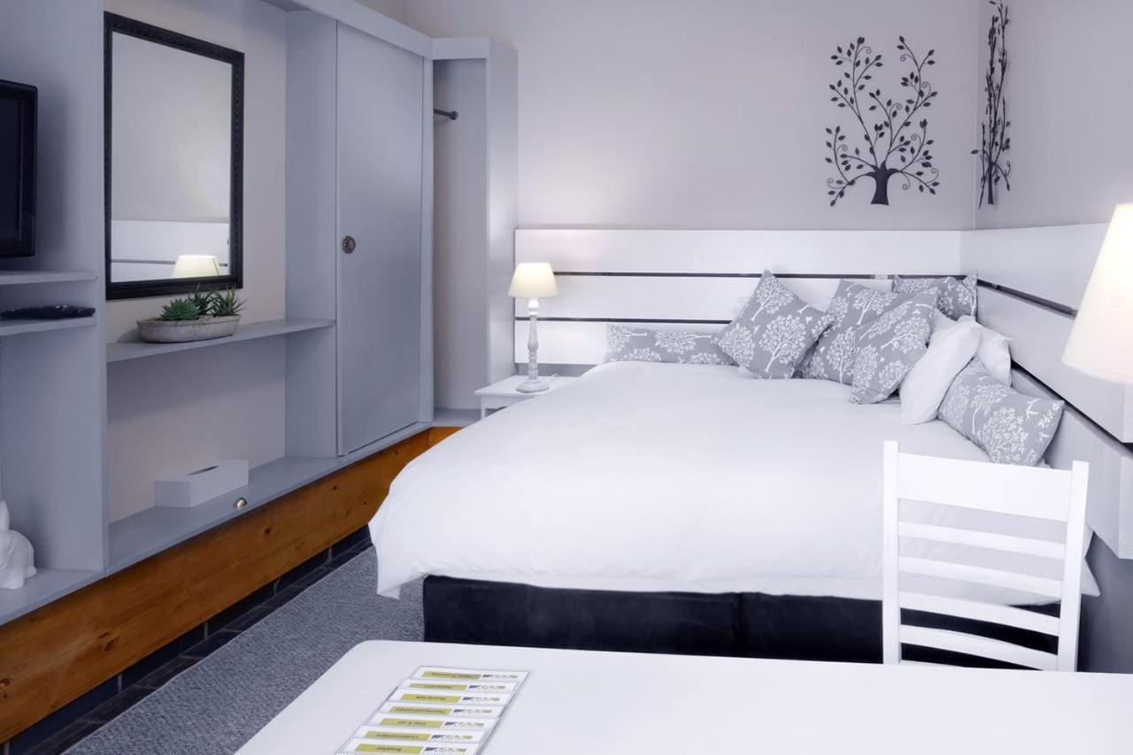 Amoris Guest House-Lynnwood Pretoria Bagian luar foto