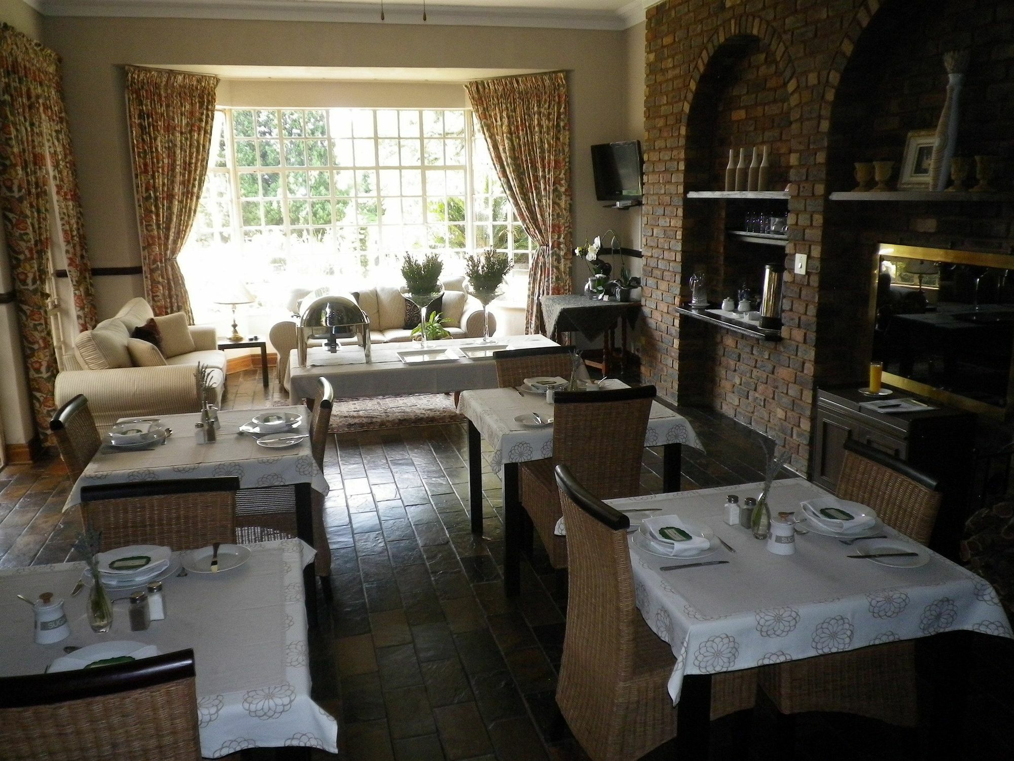Amoris Guest House-Lynnwood Pretoria Bagian luar foto