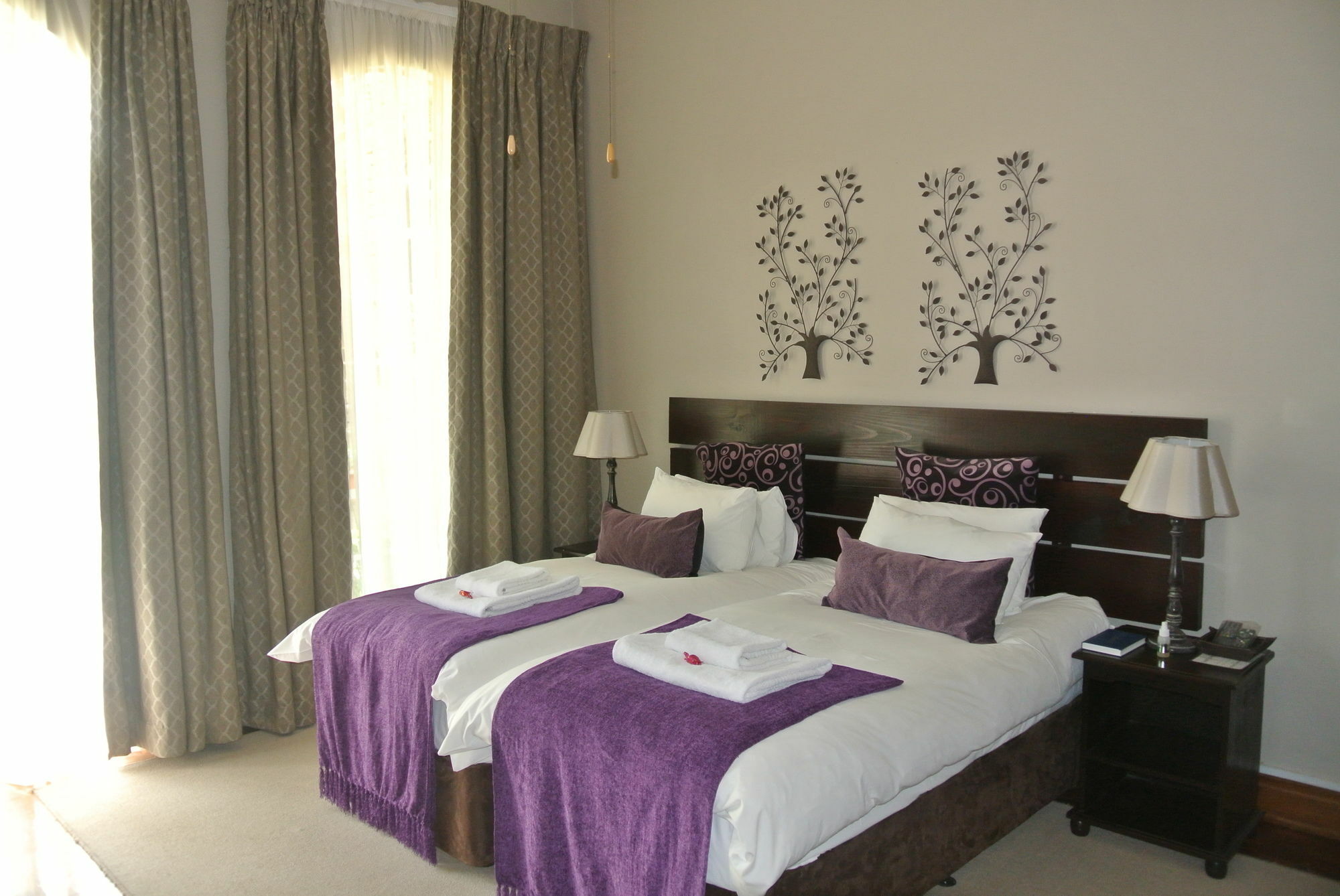 Amoris Guest House-Lynnwood Pretoria Bagian luar foto